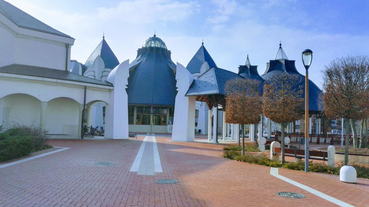 Csipke Apartman Makó エクステリア 写真